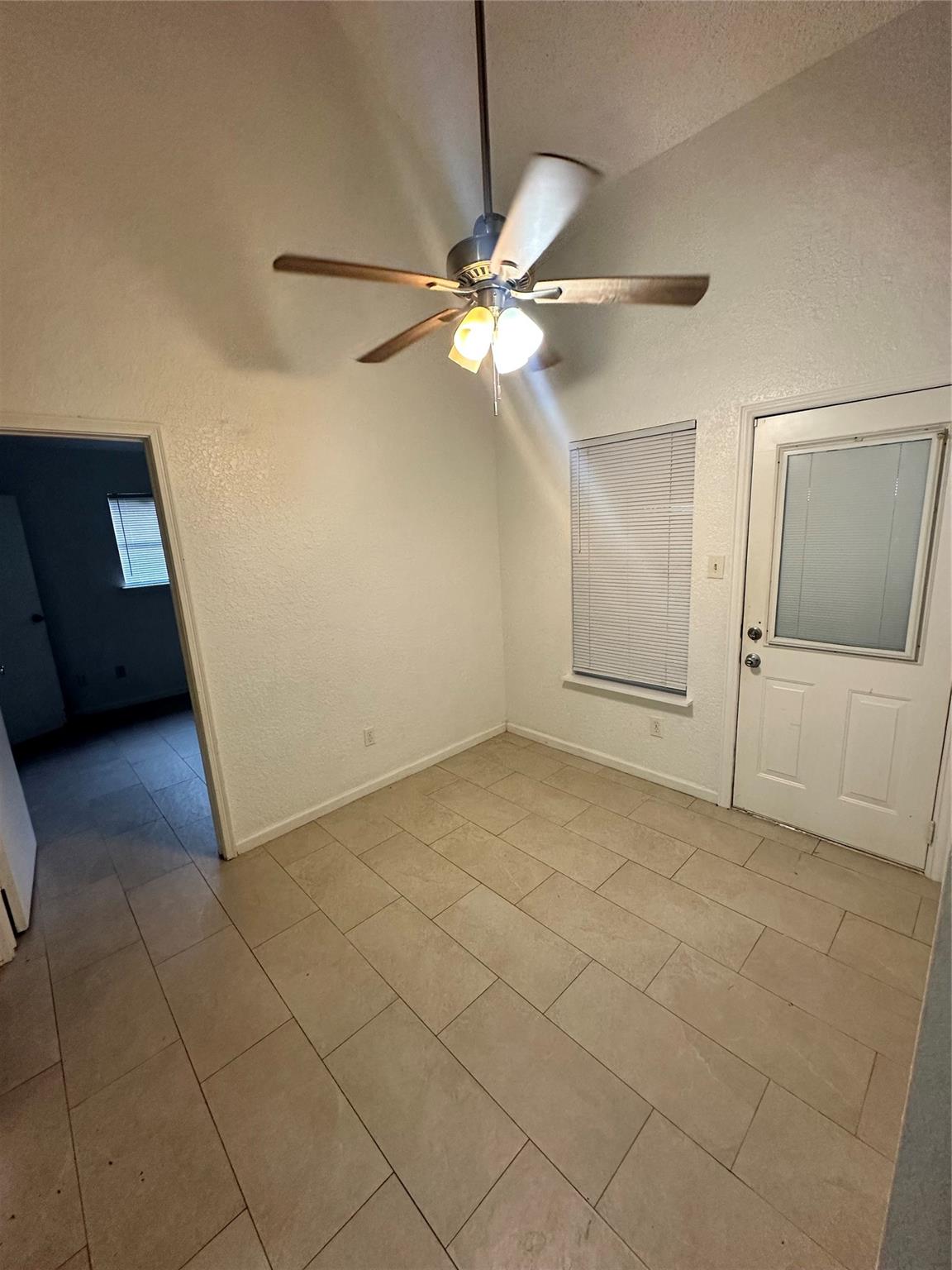 Residential Lease in Texas City 5