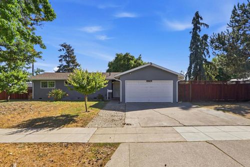 3730 Starview Dr, San Jose, CA, 95124-2613 | Card Image