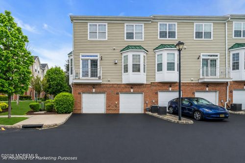 1002 Cunningham Ct, Belleville, NJ, 07109-5358 | Card Image