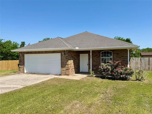 608 Olde Oaks Cir, Madisonville, TX, 77864-7537 | Card Image