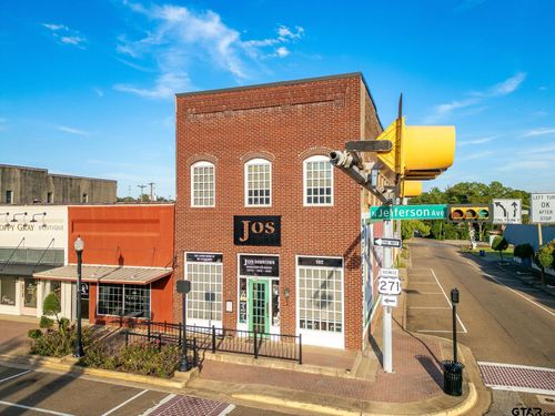 102 N Jefferson Ave, Mt Pleasant, TX, 75455-3931 | Card Image