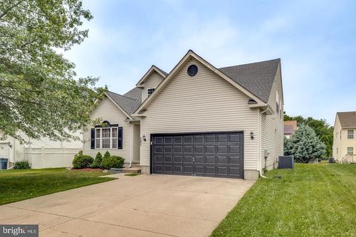 380 Bryant Ave, Lindenwold, NJ, 08021-1039 | Card Image