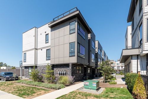 1-19631 55a Ave, Langley, BC, V3A0L5 | Card Image