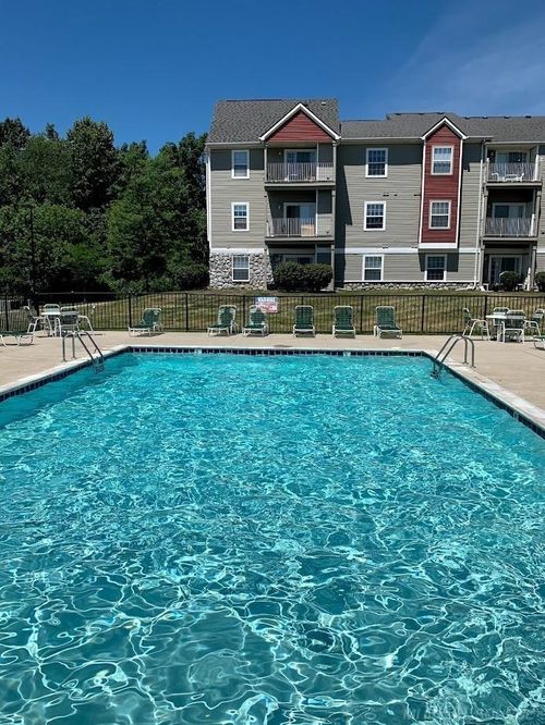 15200 Silver Pkwy, Fenton, MI, 48430-3481 | Card Image