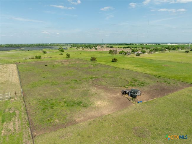 411 Wade Rd, House other with 4 bedrooms, 2 bathrooms and null parking in Eddy TX | Image 11