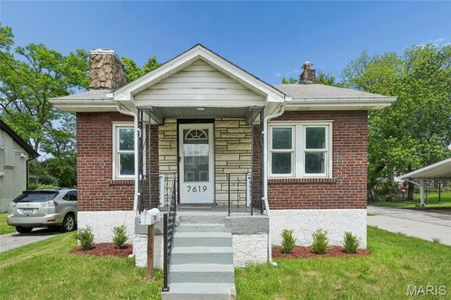 7619 Fairham Ave, Saint Louis, MO, 63130-1102 | Card Image