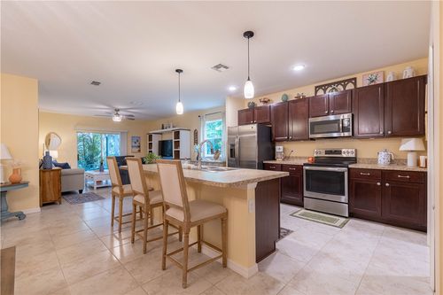 898 Lorca Ave, SEBASTIAN, FL, 32958-5118 | Card Image