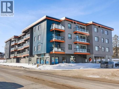 420 Range Rd, Whitehorse, YT, Y1A3A2 | Card Image