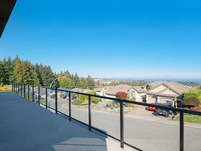 Front Balcony | Image 50