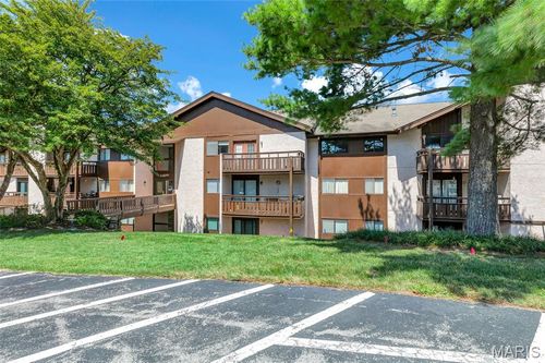 apt-305-1400 Heritage Lndg, Saint Charles, MO, 63303-6188 | Card Image