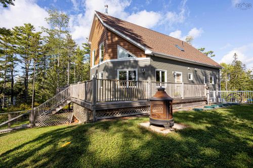 33 Eastern Point Lane, Mount Uniacke, NS, B0N1Z0 | Card Image