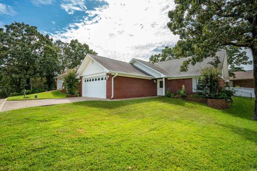 103 Forest View Cir, Hot Springs, AR, 71913-6557 | Card Image