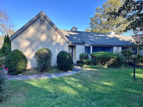 b-152 Apache Ln, Stratford, CT, 06614-8179 | Card Image