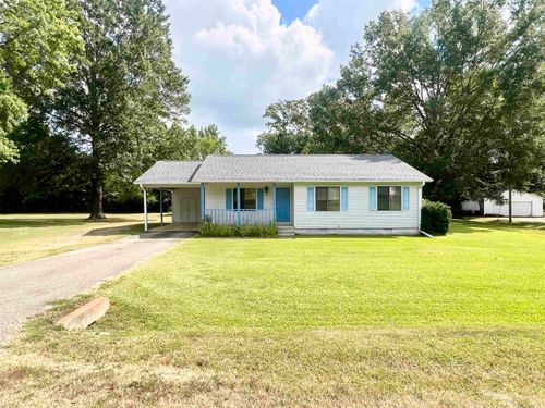 90 Pauline Dr, Adamsville, TN, 38310-4610 | Card Image