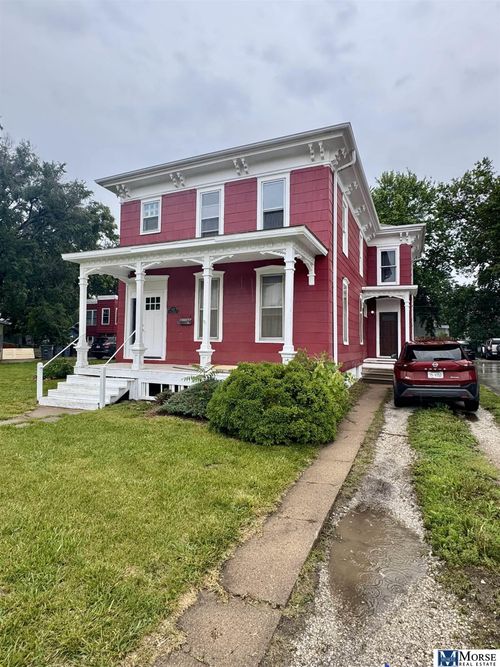 812 5th Ave, Council Bluffs, IA, 51501-4128 | Card Image