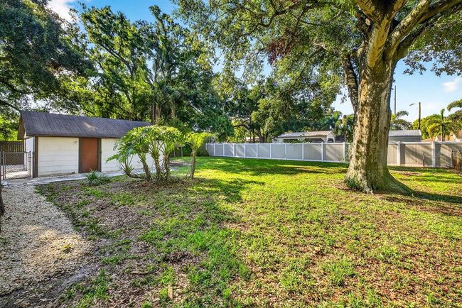1217 E 29 Th Ave, House other with 3 bedrooms, 2 bathrooms and null parking in Tampa FL | Image 37
