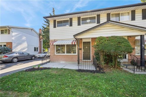 179 Traynor Ave, Kitchener, ON, N2C1W4 | Card Image