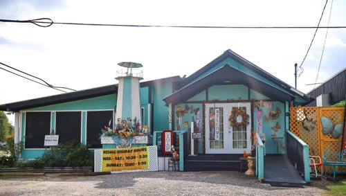 1032 Grand Ave, Bacliff, TX, 77518-2600 | Card Image