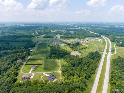 33 Lela Lane, Hannibal, MO, 63401 | Card Image
