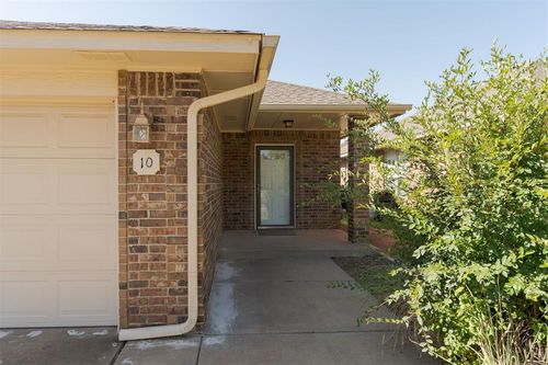 10-10 Nw 156th St, Edmond, OK, 73013-2085 | Card Image