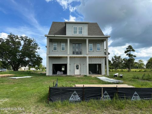 401 Salt Meadow Court, Holly Ridge, NC, 28445 | Card Image