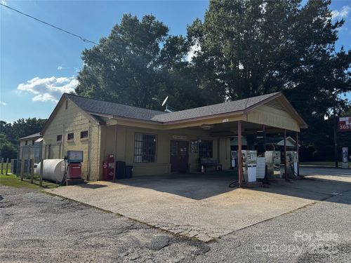 1897 N Rocky River Rd, Lancaster, SC, 29720-8925 | Card Image