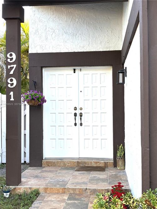 9791 Sw 148th Ave, Miami, FL, 33196-5503 | Card Image