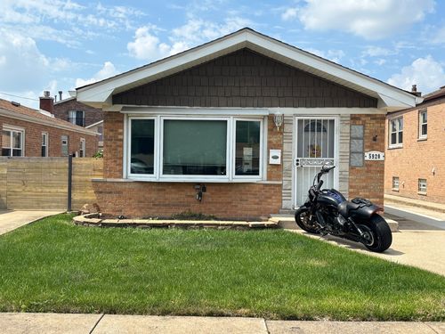 5920 S Meade Ave, Chicago, IL, 60638-3510 | Card Image