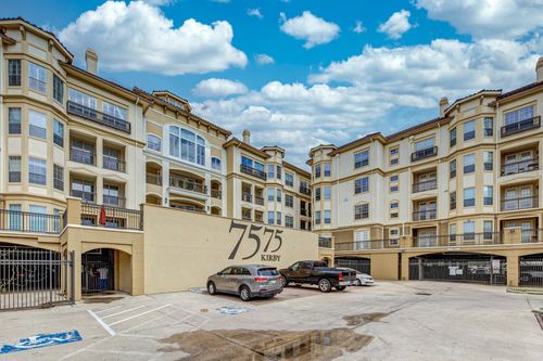 2417-7575 Kirby Dr, Houston, TX, 77030-4451 | Card Image