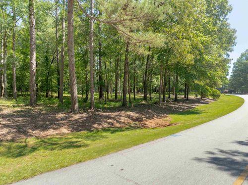 381 Reynolds Dr, Eatonton, GA, 31024-5425 | Card Image