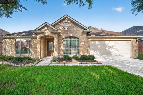 827 N Wellsford Dr, Pearland, TX, 77584-7624 | Card Image