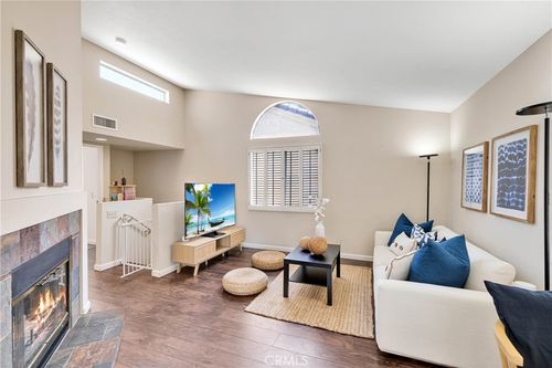 21164 Gladiolos Way, Lake Forest, CA, 92630-7611 | Card Image
