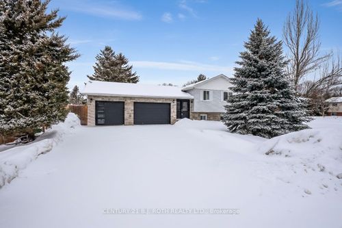 6 Glenview Ave, Elmvale, ON, L0L1P0 | Card Image