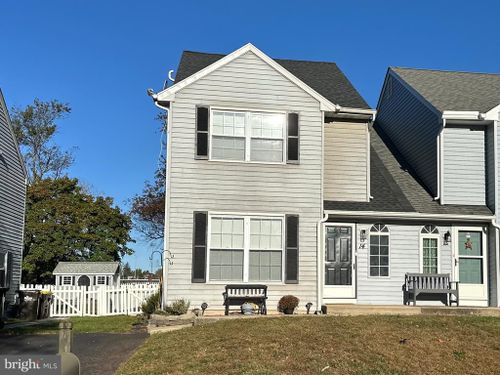 14 Schoolside Court, ROYERSFORD, PA, 19468 | Card Image