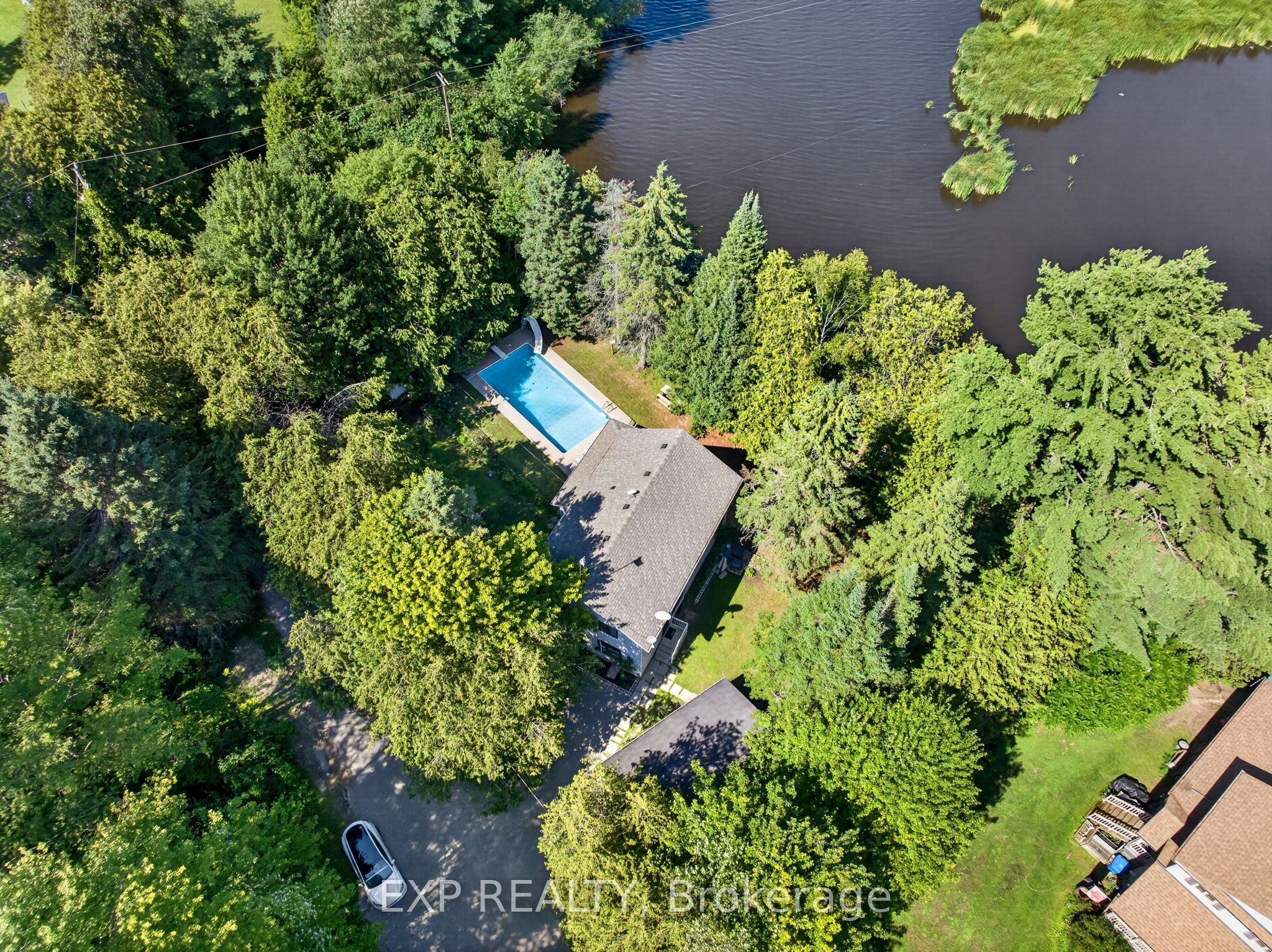 Residential in Georgina
