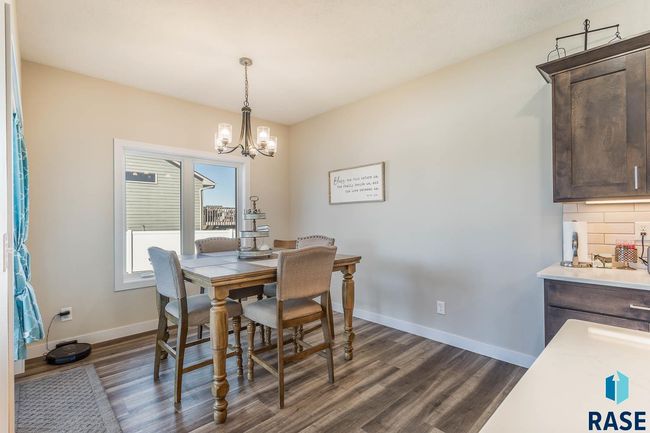 804 Johnson Creek Ct, House other with 3 bedrooms, 2 bathrooms and null parking in Harrisburg SD | Image 15