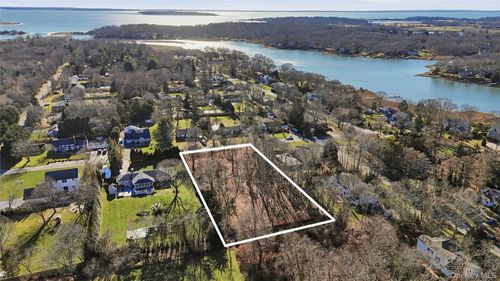 375 Moose Trl, Cutchogue, NY, 11935-2133 | Card Image