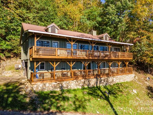322 Golden Leaf Rd, Mars Hill, NC, 28754-6366 | Card Image