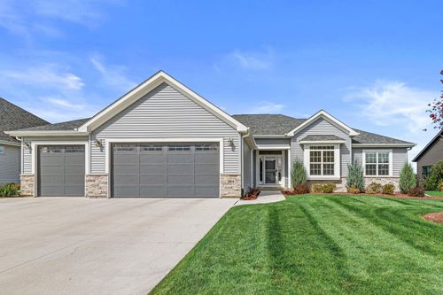 364 Kiddle Ln, Union Grove, WI, 53182 | Card Image
