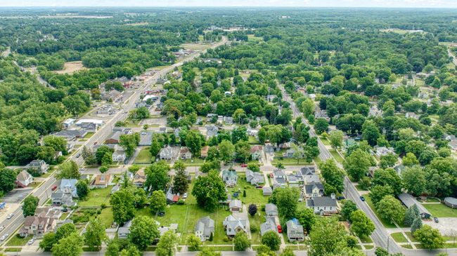 624 N Broad St, Home with 5 bedrooms, 3 bathrooms and 2 parking in Adrian MI | Image 41