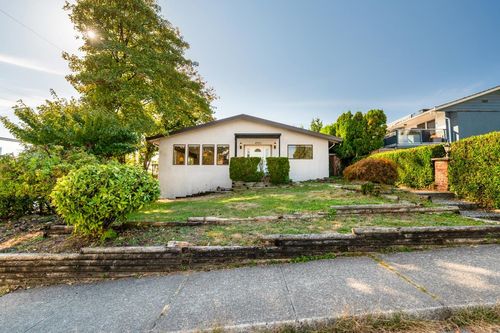 4325 Mahon Ave, Burnaby, BC, V5G3R4 | Card Image