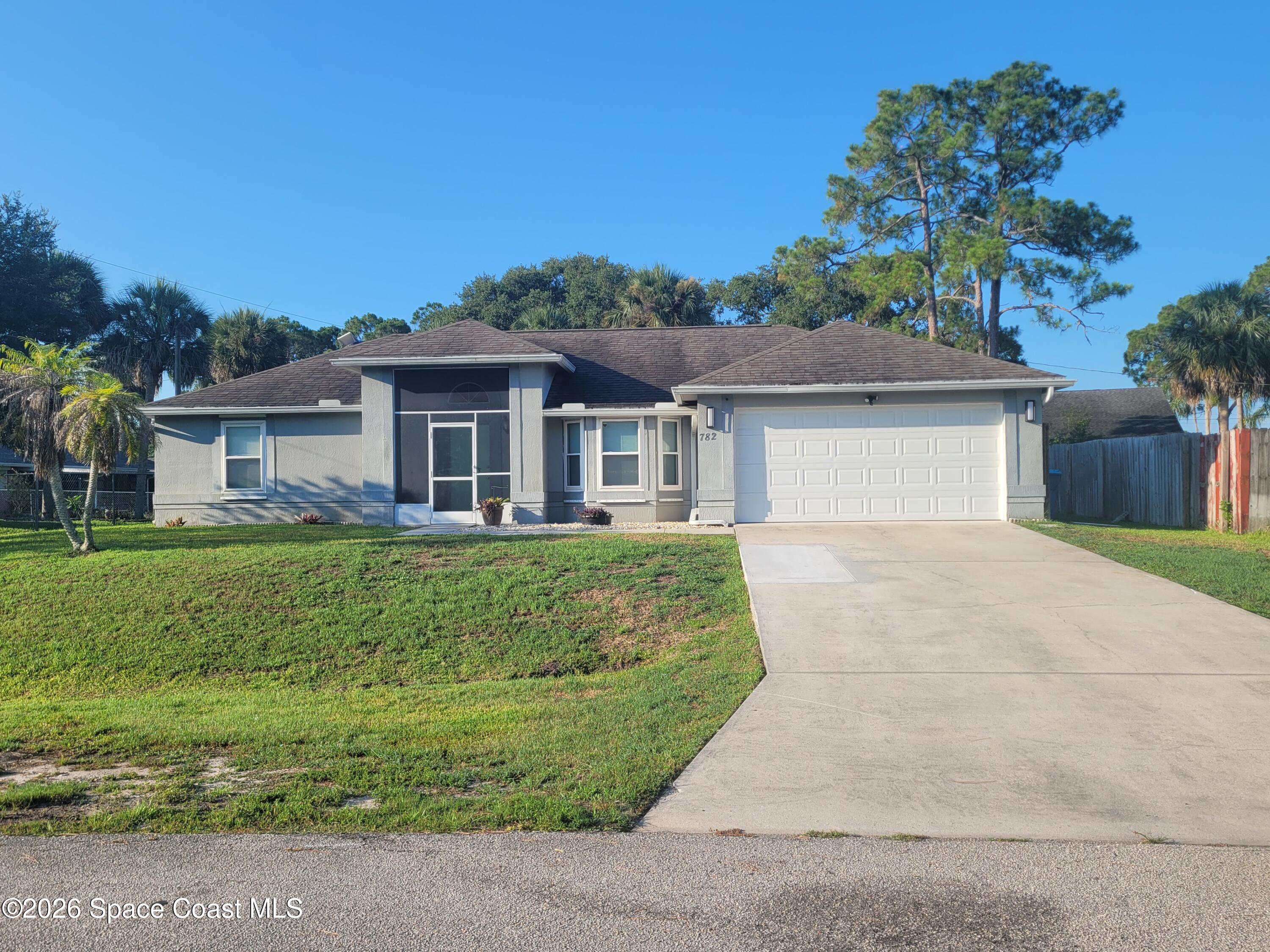 Residential Lease in Palm Bay 4