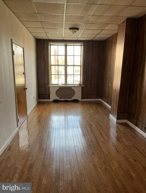 1218 Mckean St, Philadelphia, PA, 19148-2208 | Card Image