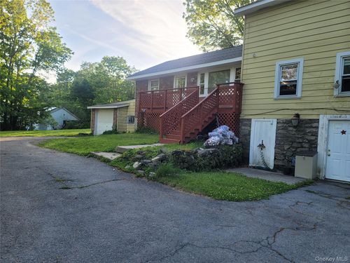 1-2250 Route 302, Circleville, NY, 10919-3239 | Card Image