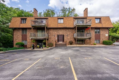 19-3626 38th St, Rock Island, IL, 61201-6571 | Card Image