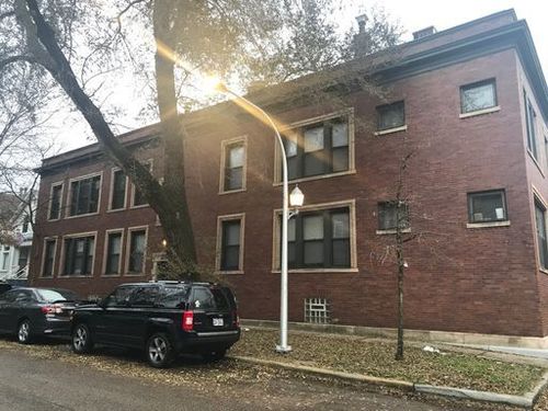 1s-3762 N Kenmore Ave, Chicago, IL, 60613-2999 | Card Image