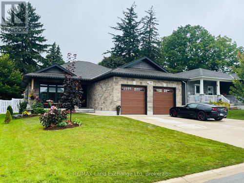 661 Gloria St, Blyth, ON, N0M1H0 | Card Image