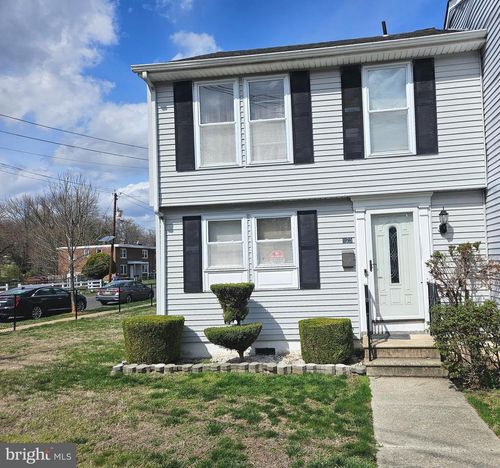 125 Rancocas Rd, MOUNT HOLLY, NJ, 08060 | Card Image
