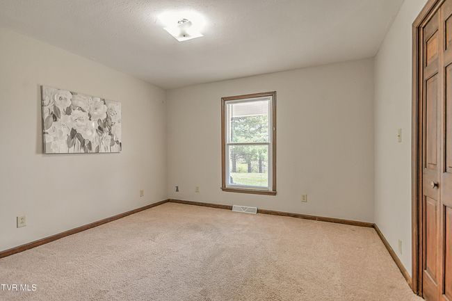 646 Meadow View Rd, House other with 4 bedrooms, 2 bathrooms and null parking in Bristol TN | Image 31