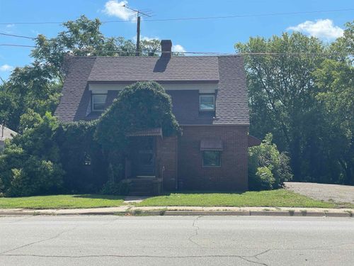 1127 N A St, Wellington, KS, 67152-4225 | Card Image